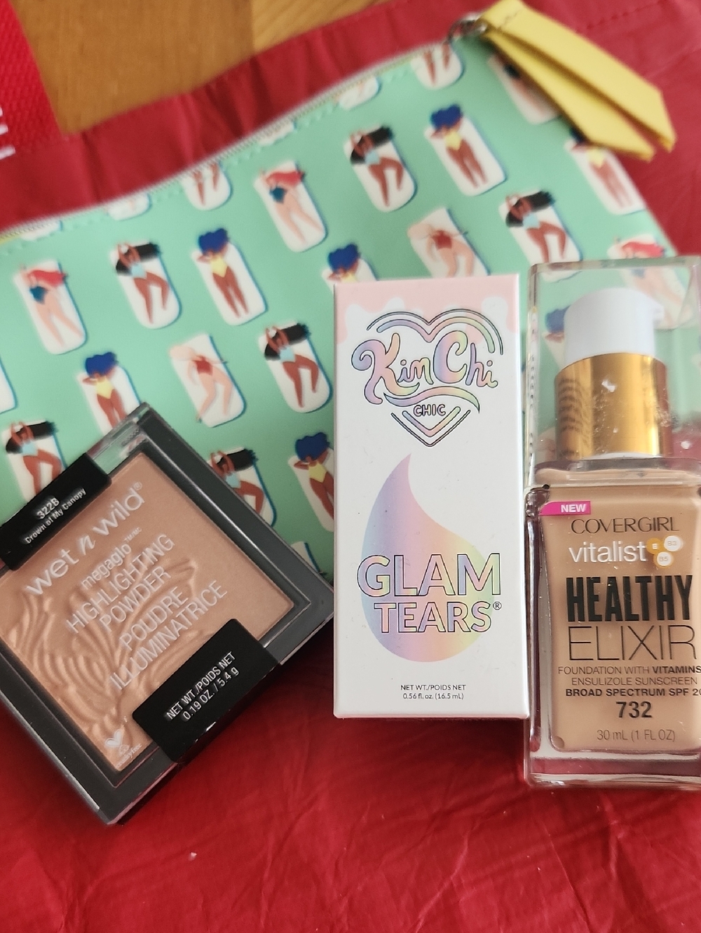 Kimchi Chic Beauty Glam Tears Highlighter — Pastel Rainbow & Gold Accents